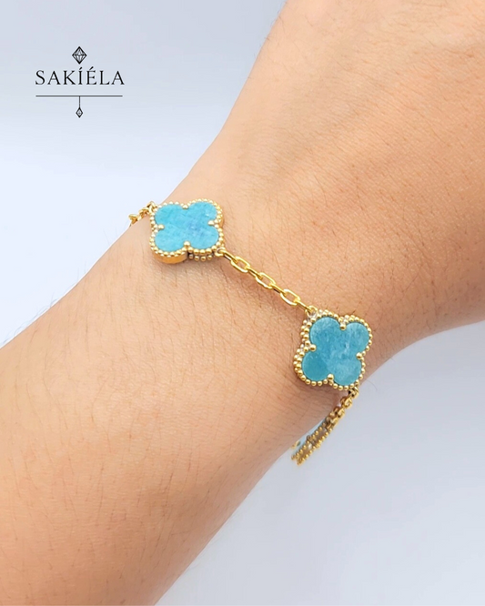 Van Cleef & Arpels' Alhambra 5 Motif Bracelet (Agate)