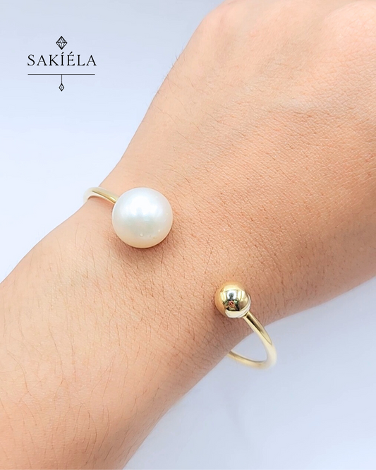Pearl Bangle Yellow Gold