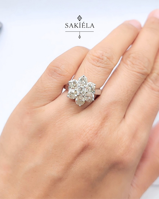 Flower Ring - 2.10cts