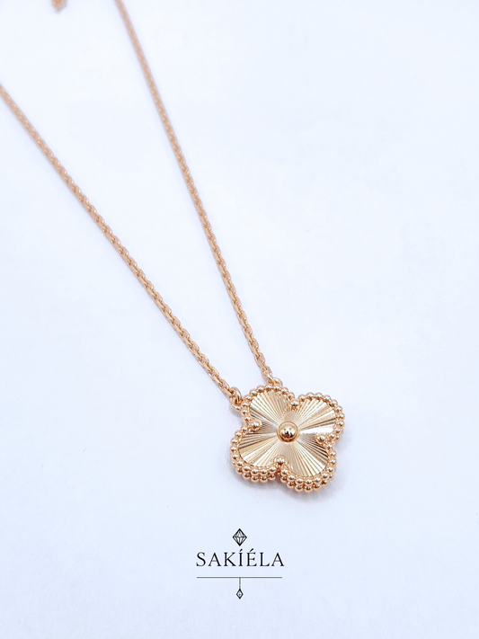 Van Cleef & Arpels' Alhambra 1 Motif Necklace