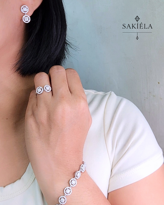 Diamond Halo Set - 8cts