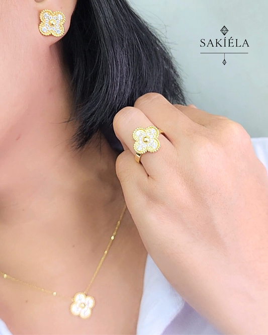 Van Cleef & Arpels' Vintage Alhambra Set (Yellow Gold)