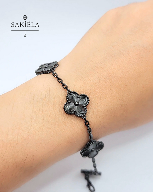 Van Cleef & Arpels' Alhambra 5 Motif Bracelet (Black Gold)