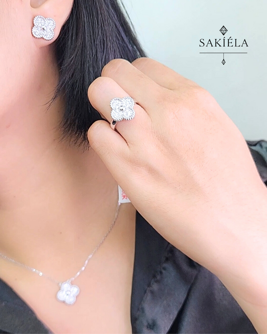 Van Cleef & Arpels' Alhambra 1 Motif Set