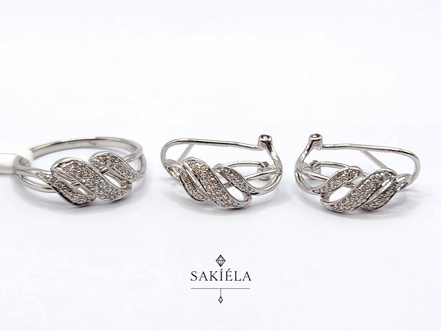 Diamond Ring & Earrings Set 11