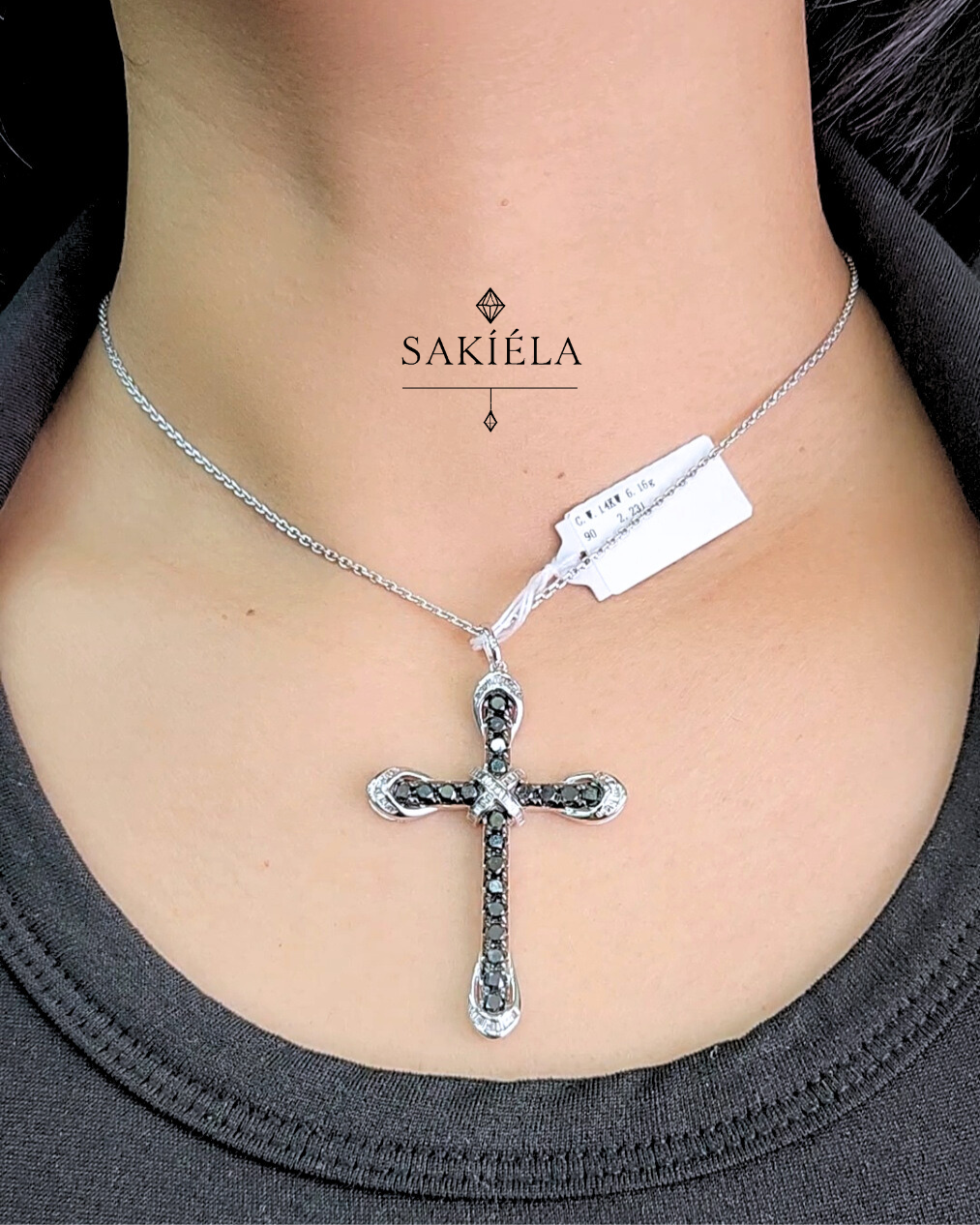 Cross Pendant - 2.23cts