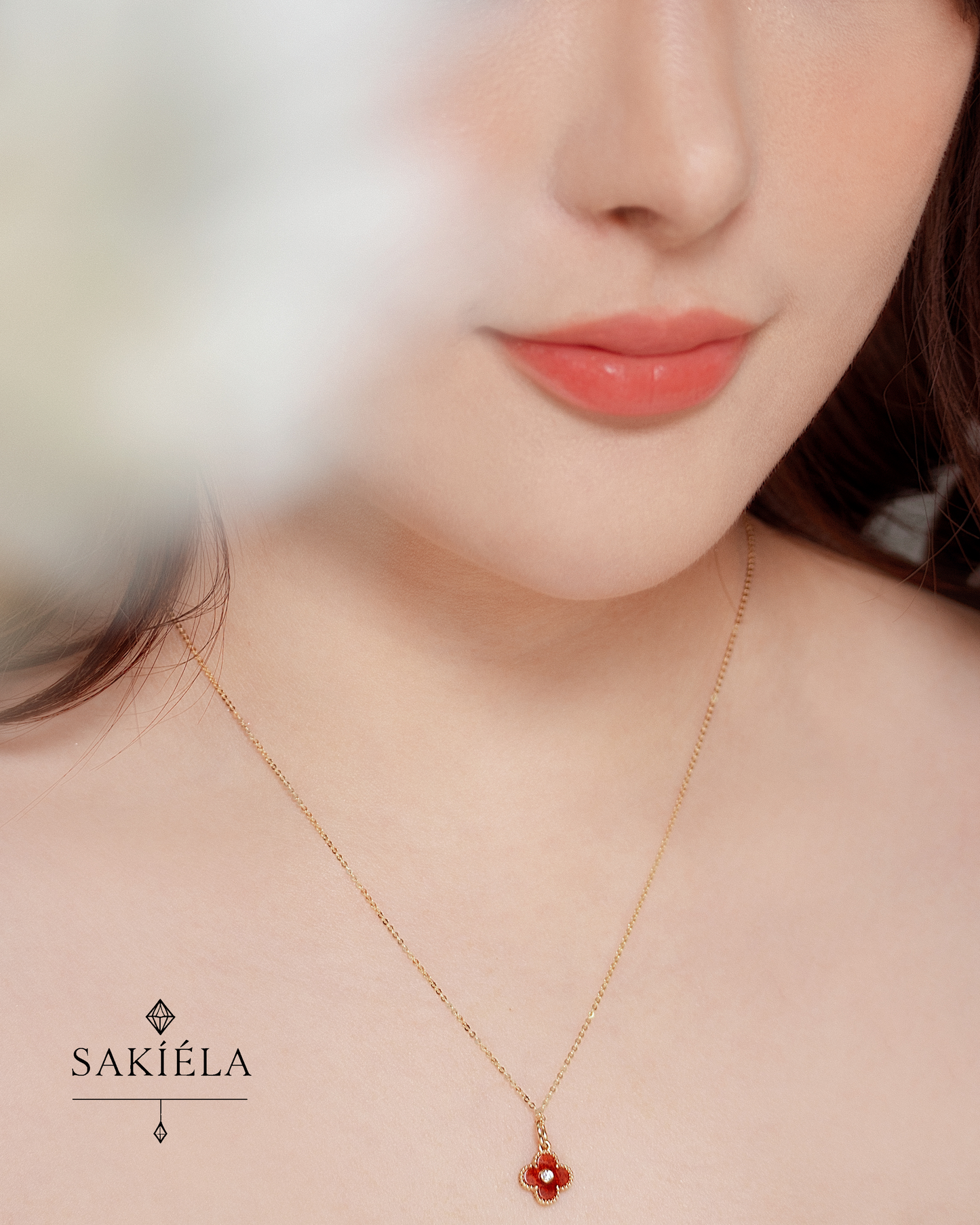 Reversible Clover Motif Necklace (Carnelian)