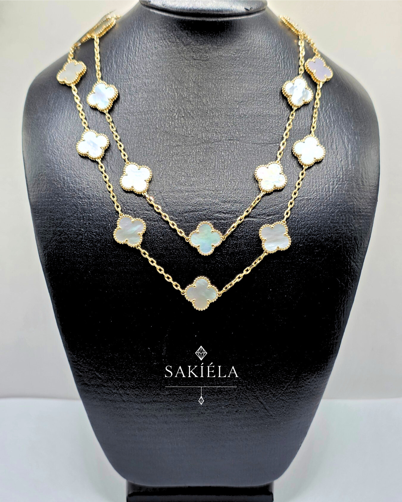 Van Cleef & Arpels' 20 Motif Necklace