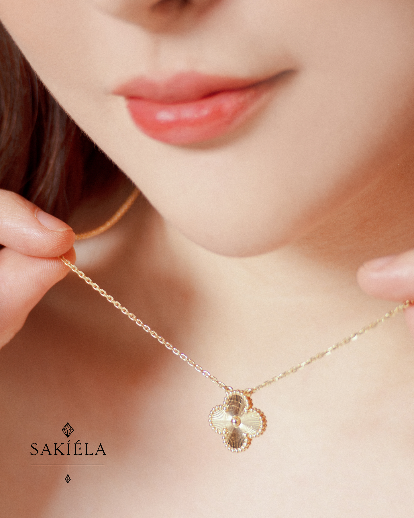 Van Cleef & Arpels' Alhambra Guillochè 1 Motif Set