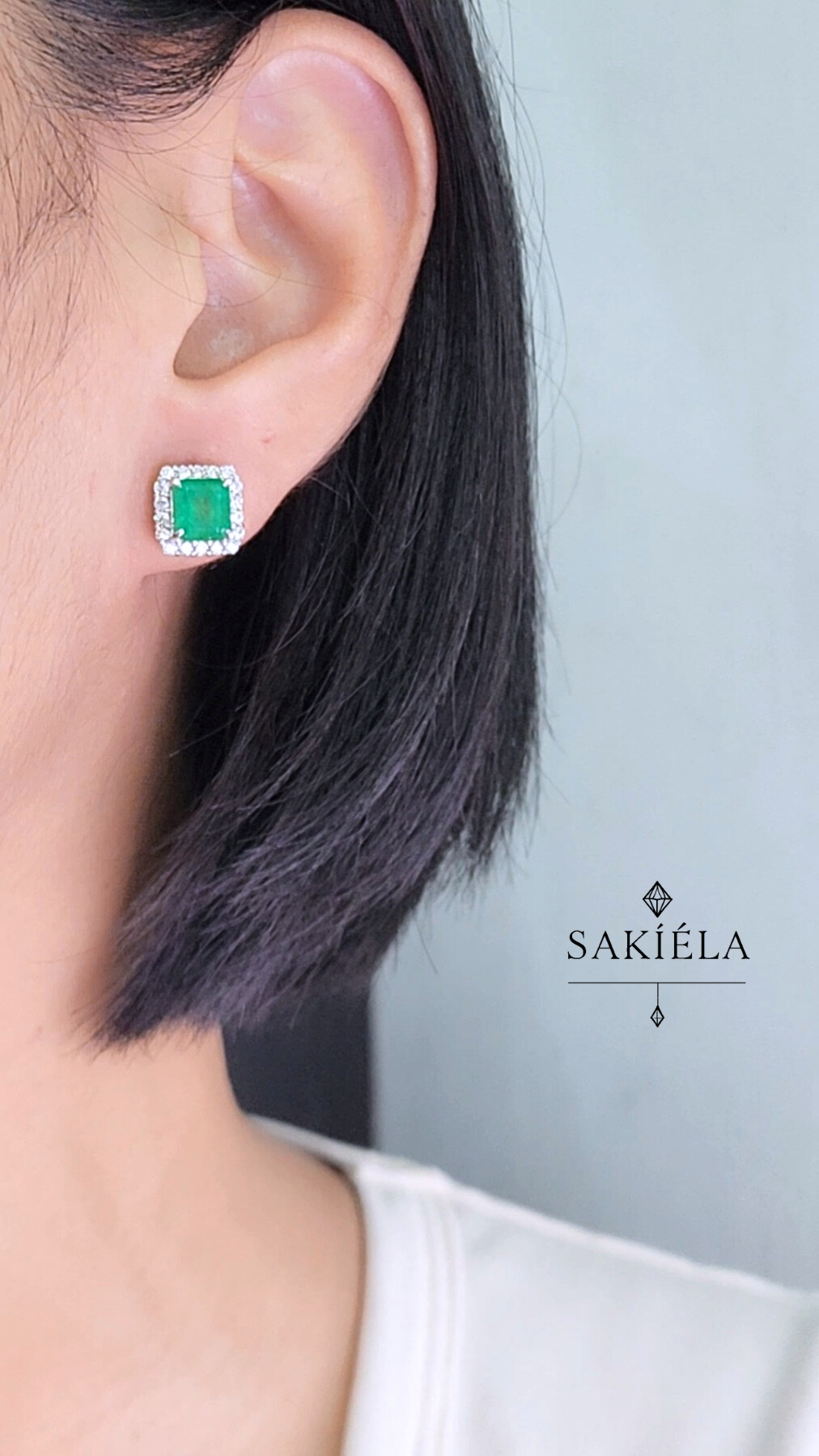 Diamond & Emerald Earrings 1