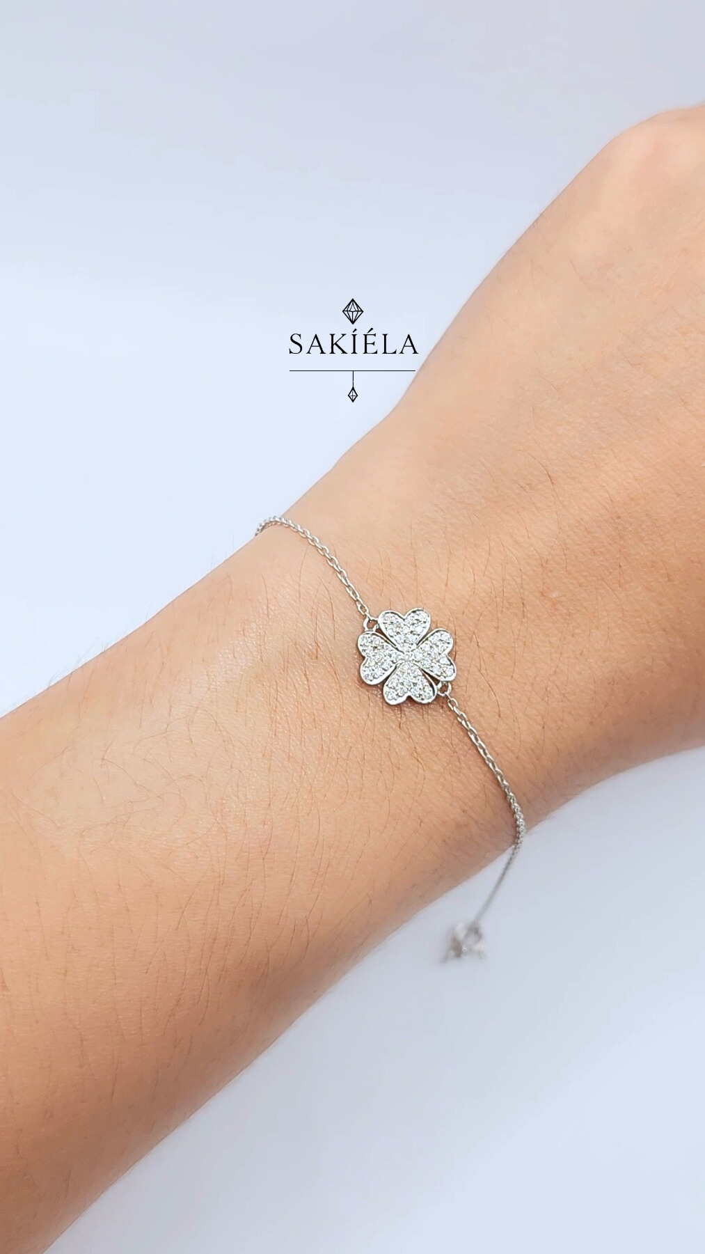 Clover Motif Bracelet - 0.50cts