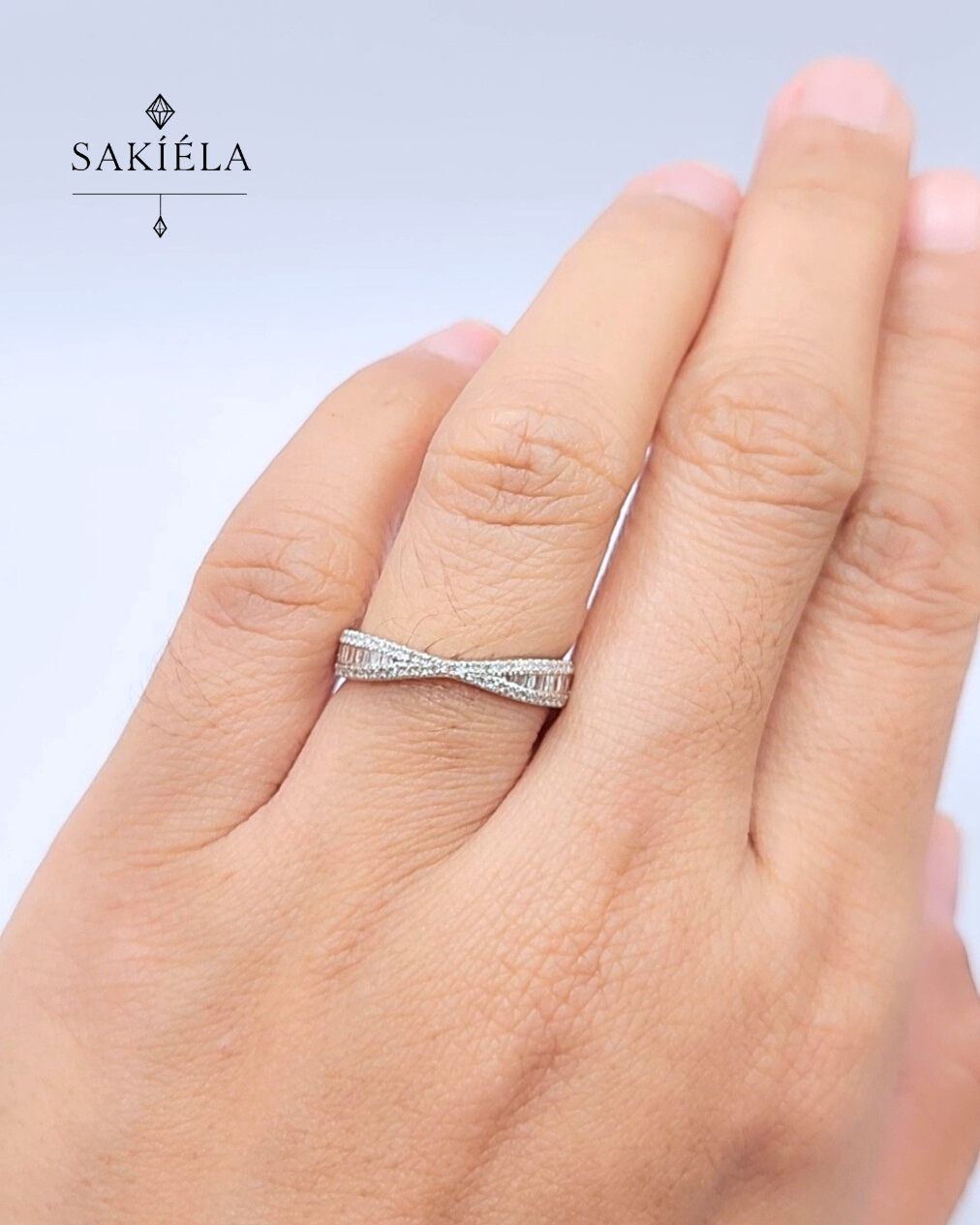 Twist Ring - 0.50cts