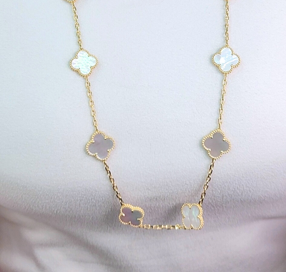 Van Cleef & Arpels' 20 Motif Necklace
