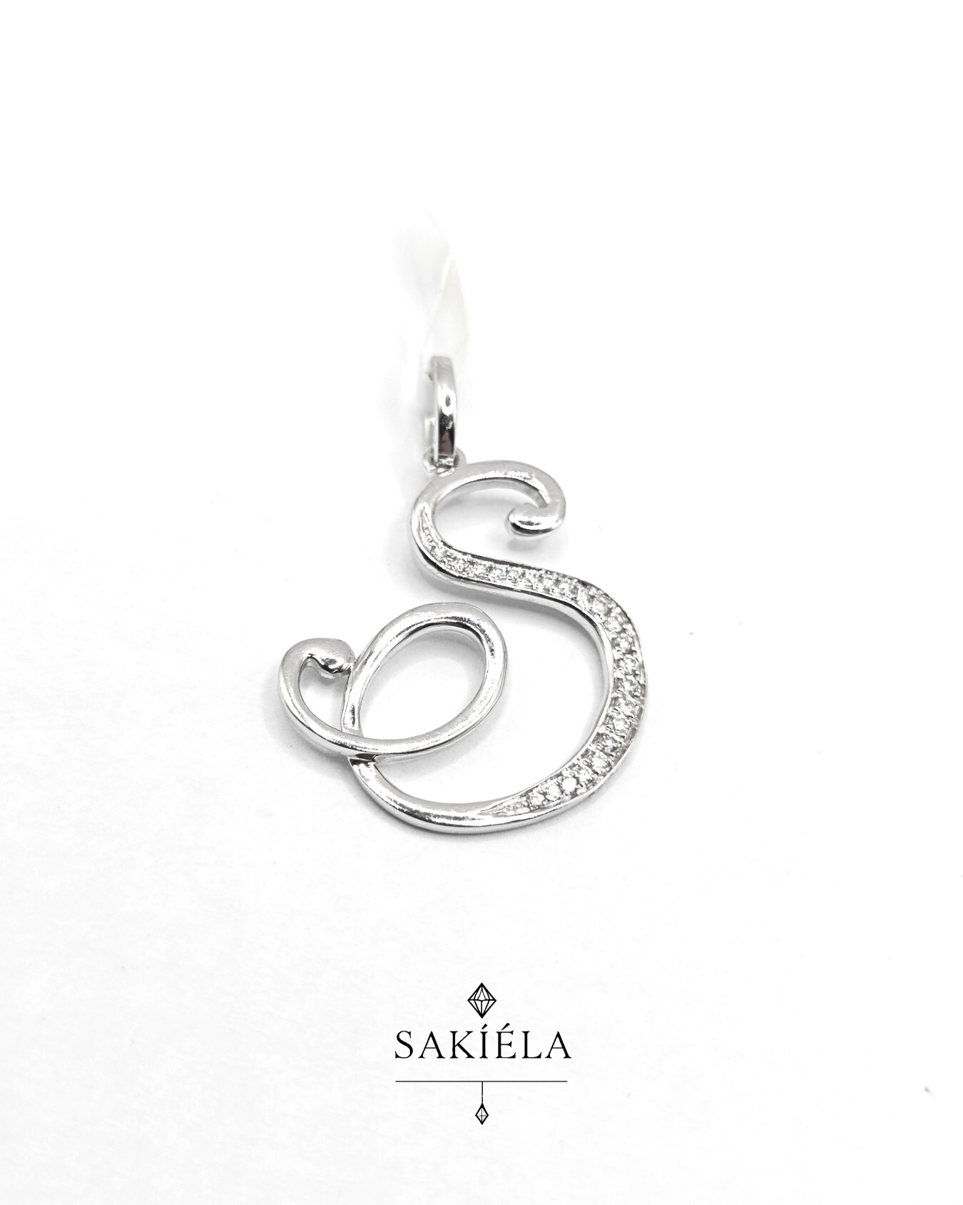 "S" Pendant - 0.30cts