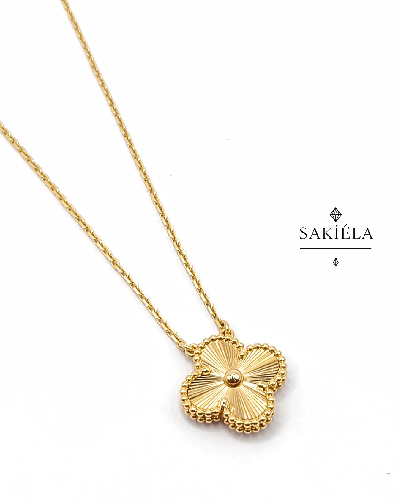 Van Cleef & Arpels' Alhambra 1 Motif Necklace