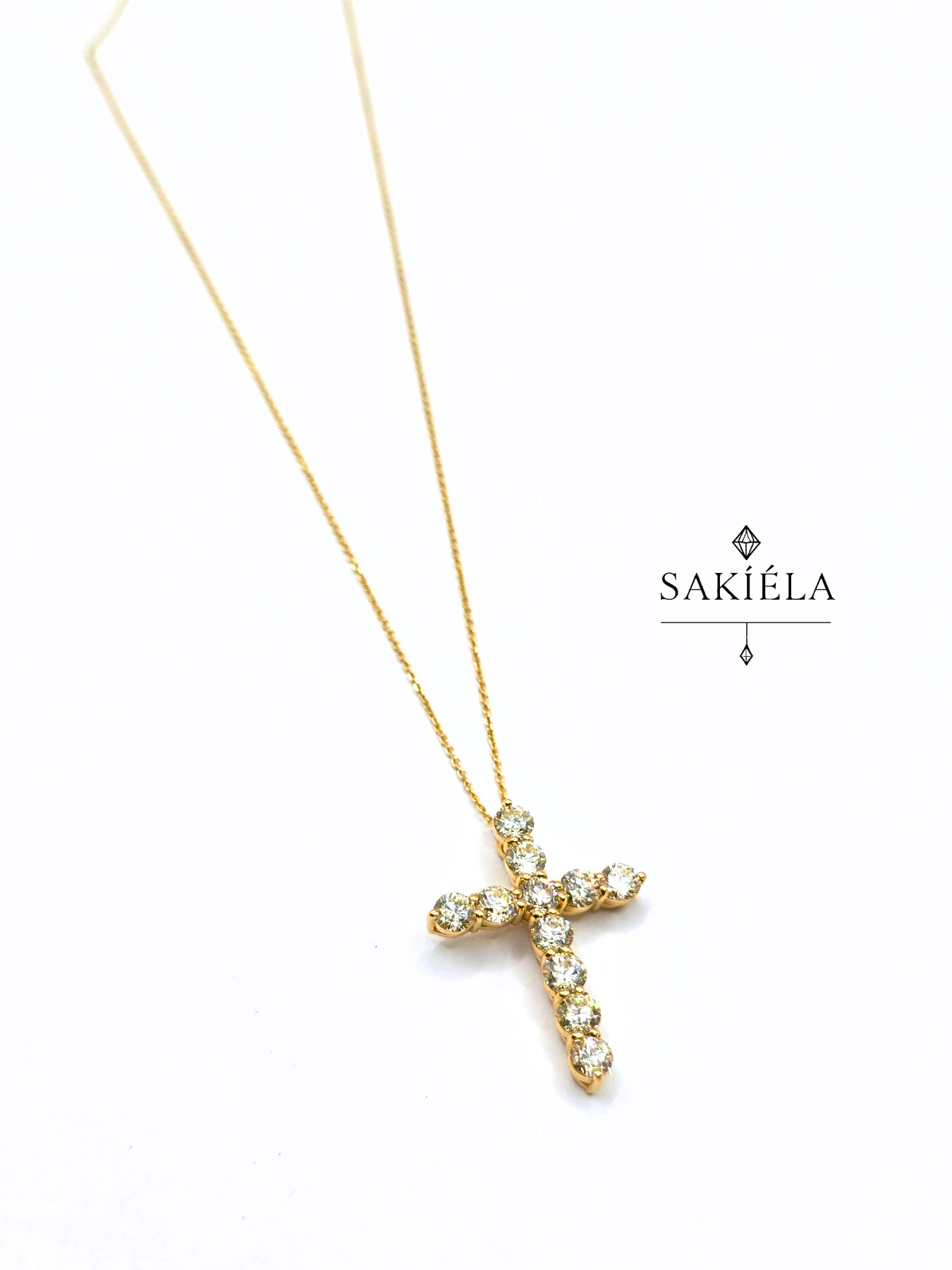 Cross Pendant Necklace - 2cts