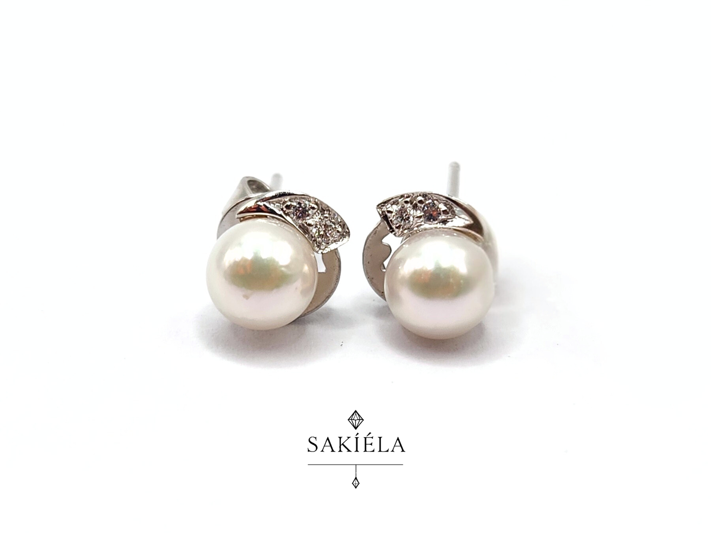 Pearl Stud Earrings