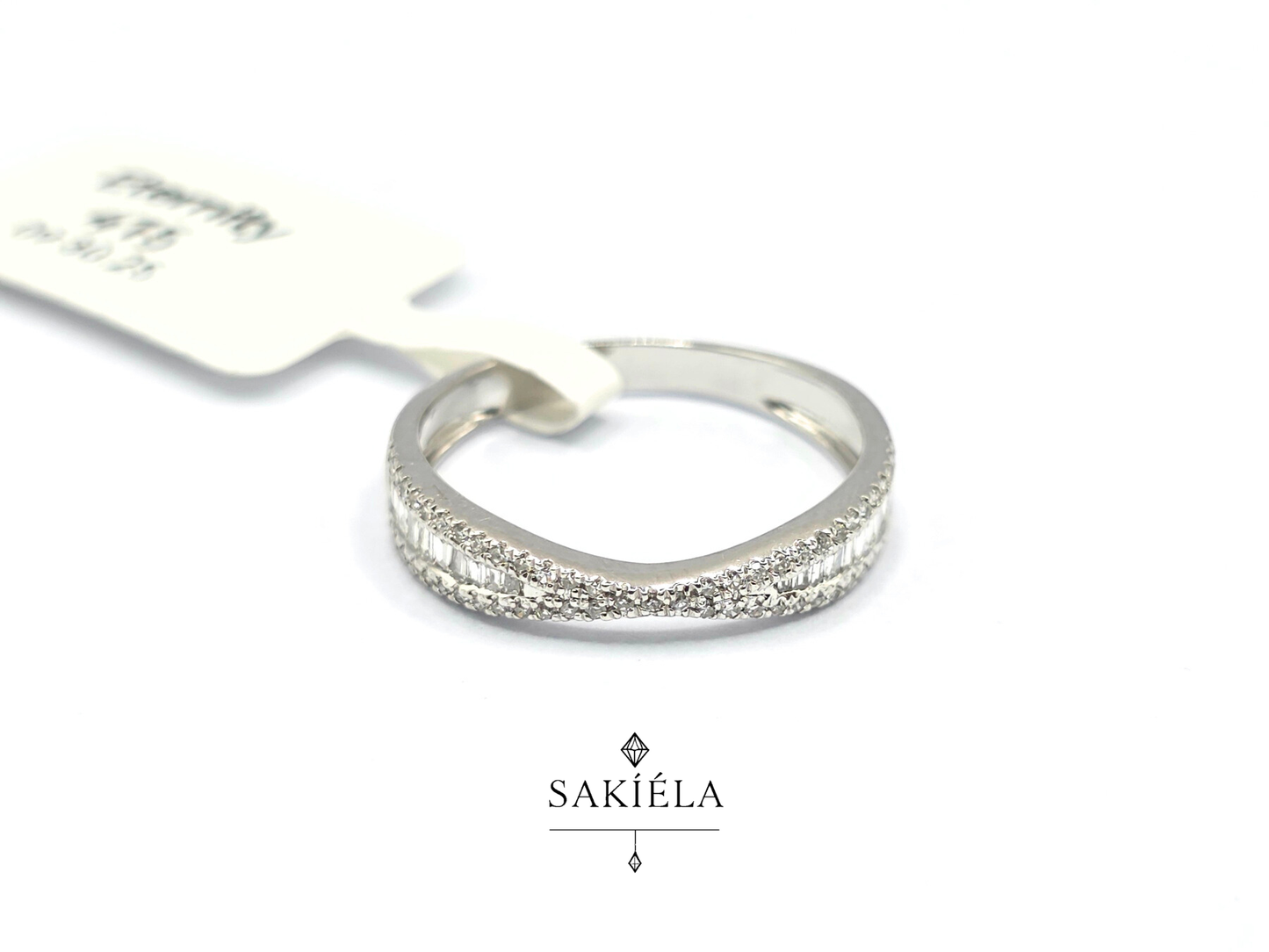 Twist Ring - 0.50cts