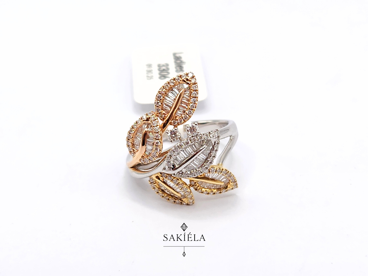 Leaf Ring - 0.92cts