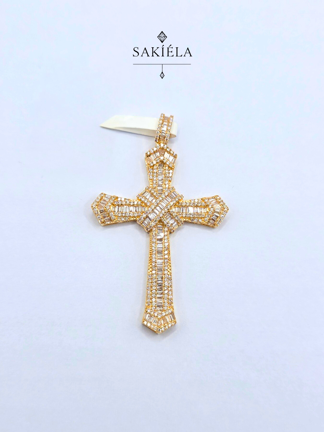 Cross Pendant - 1.5cts