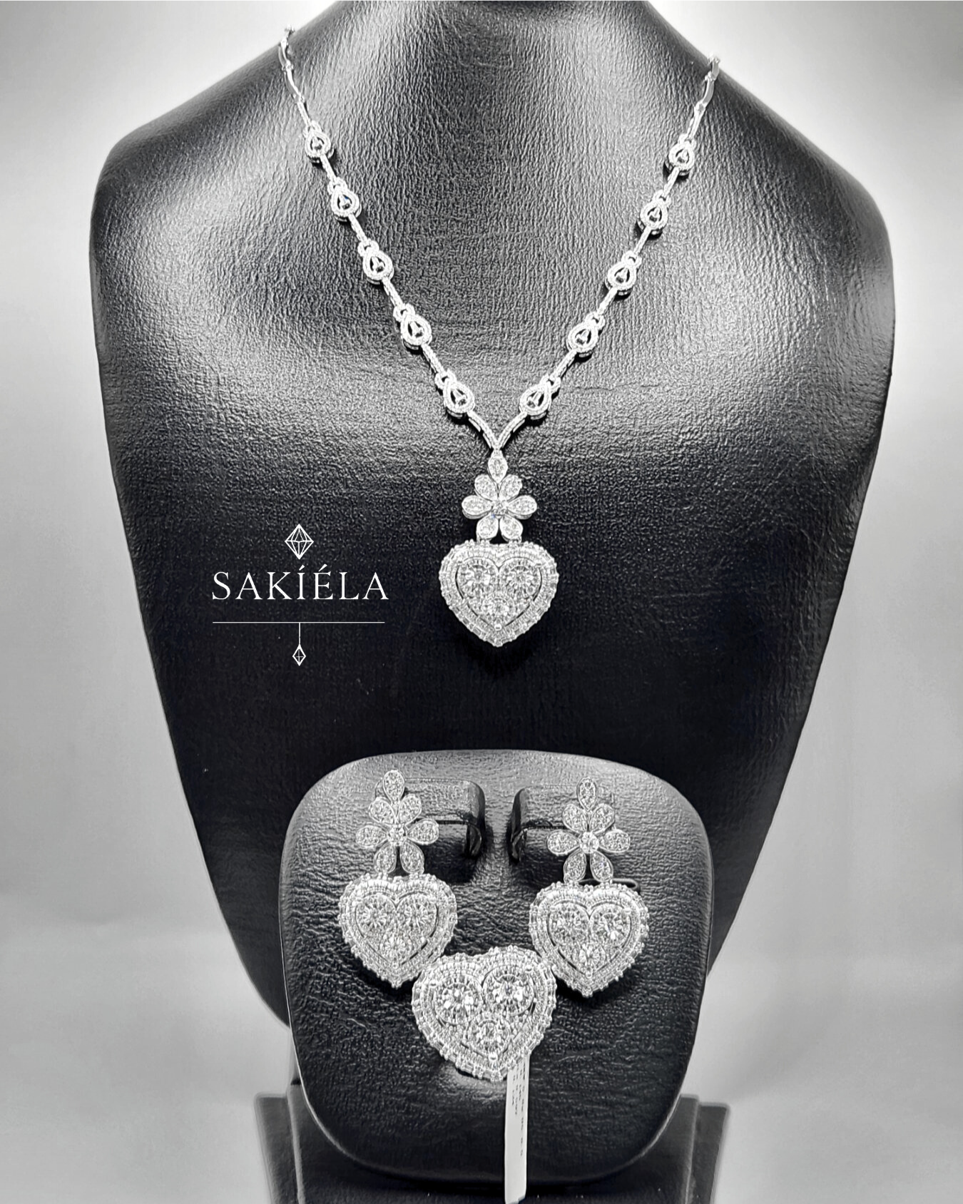 Diamond Flower Heart Set - 4.51cts