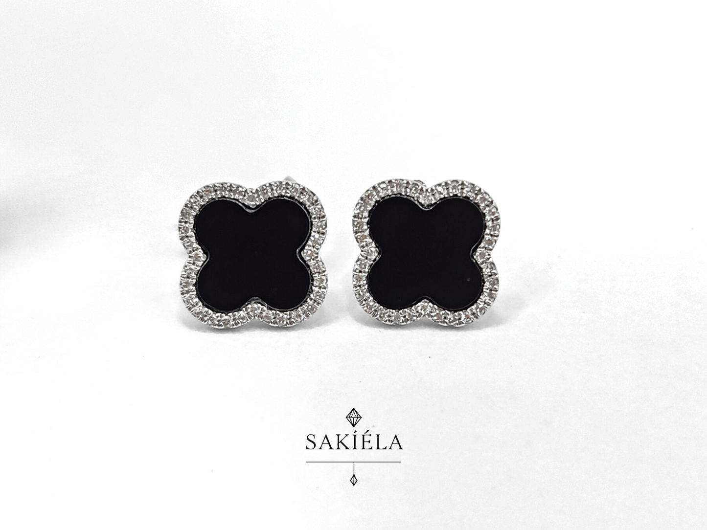Clover Motif Earrings (Black)