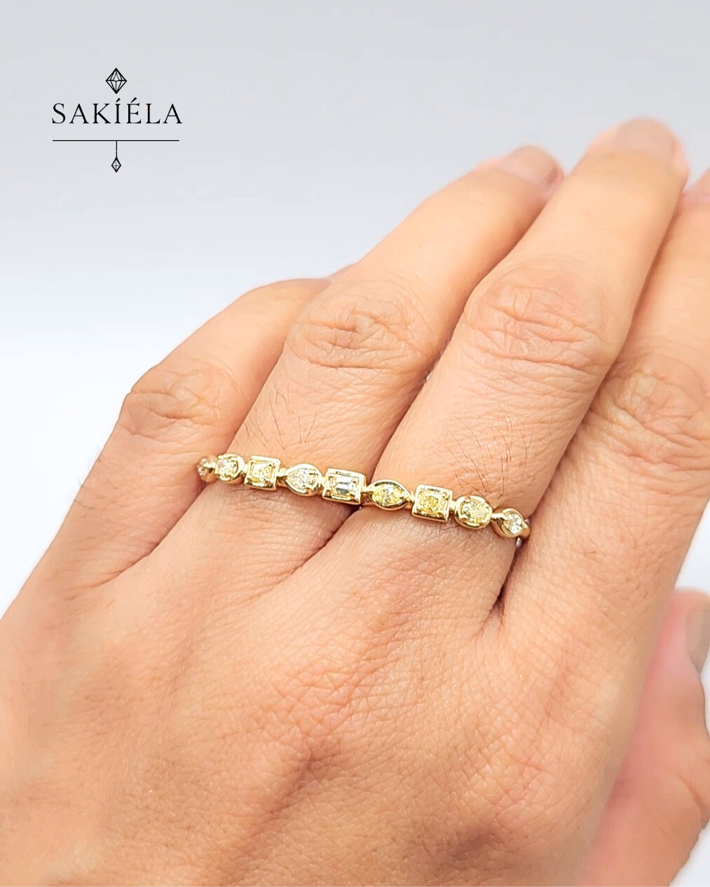 Two-Finger Ring - 0.573cts