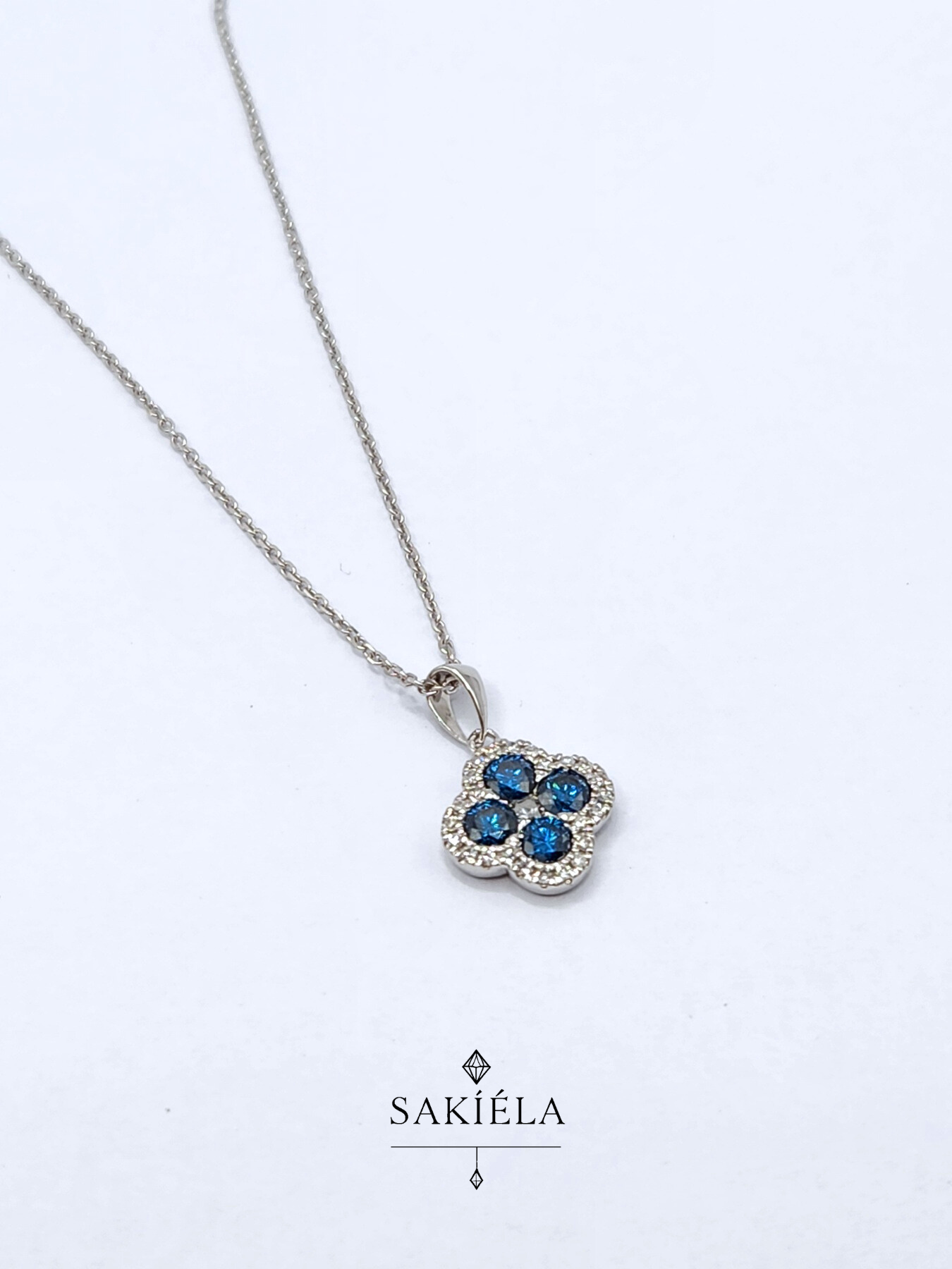 Diamond Blue Clover Motif Pendant Necklace