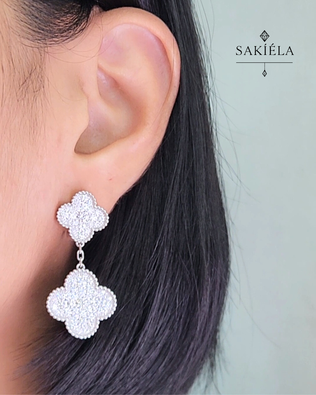 2-Clover Motif Earrings - 3.47cts