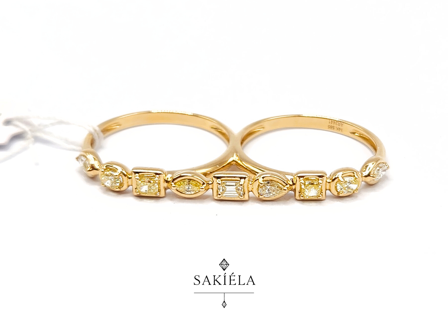 Two-Finger Ring - 0.573cts