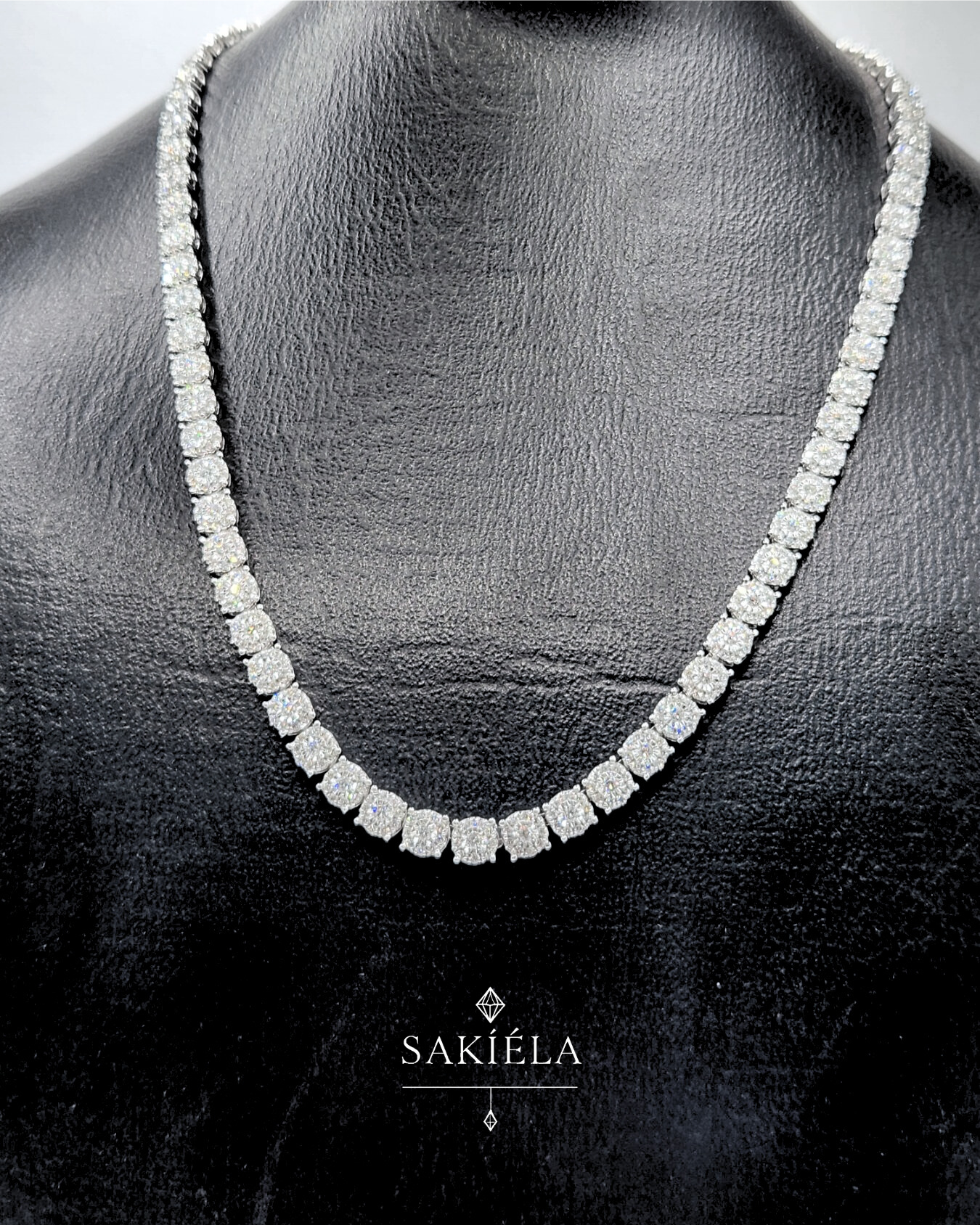 Tennis Necklace - 4.535cts