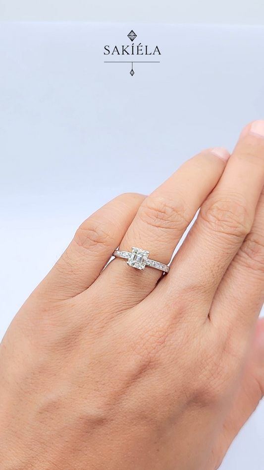 Tiffany Ring - 2.07cts